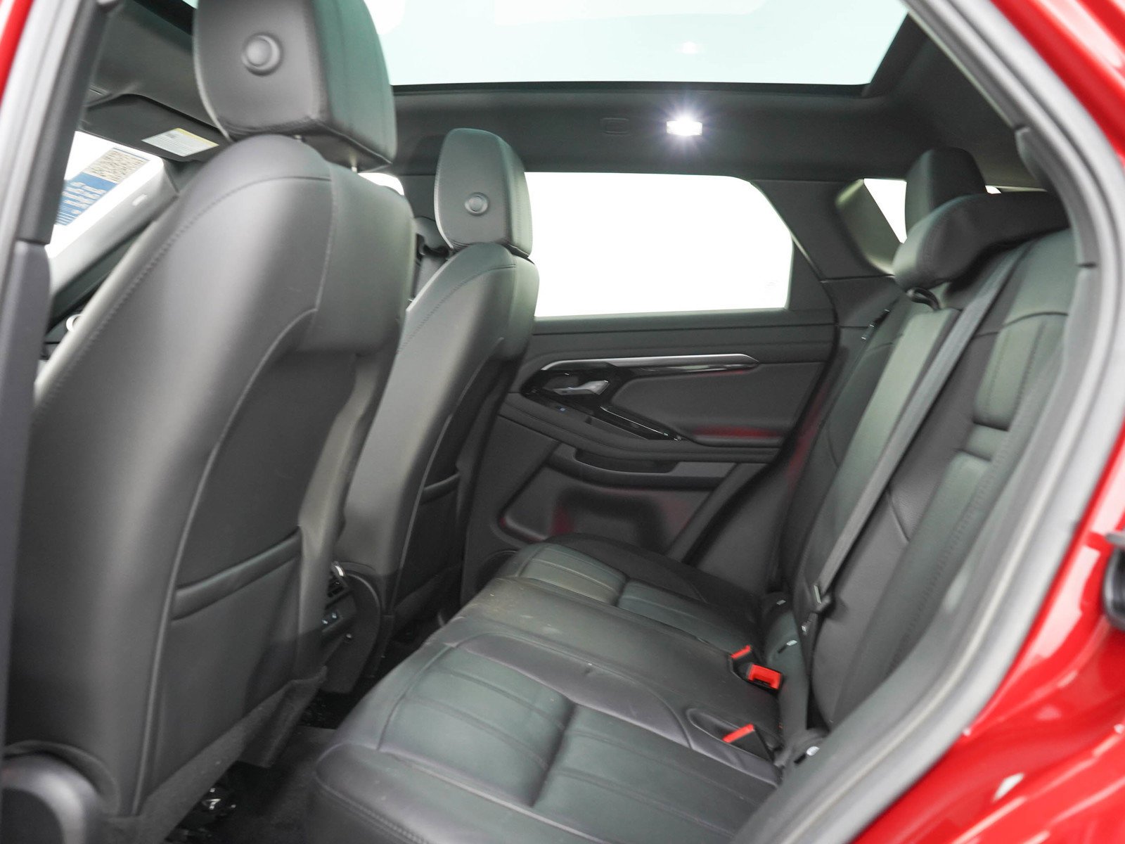 Used 2020 Firenze Red Metallic Land Rover R-Dynamic SE image 15