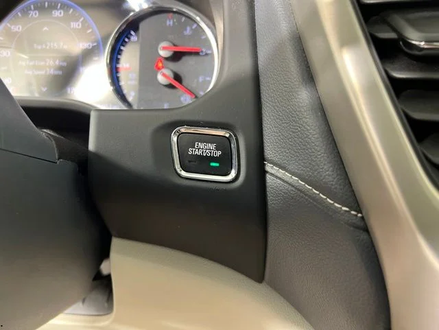 Used 2022 Red GMC Denali image 30