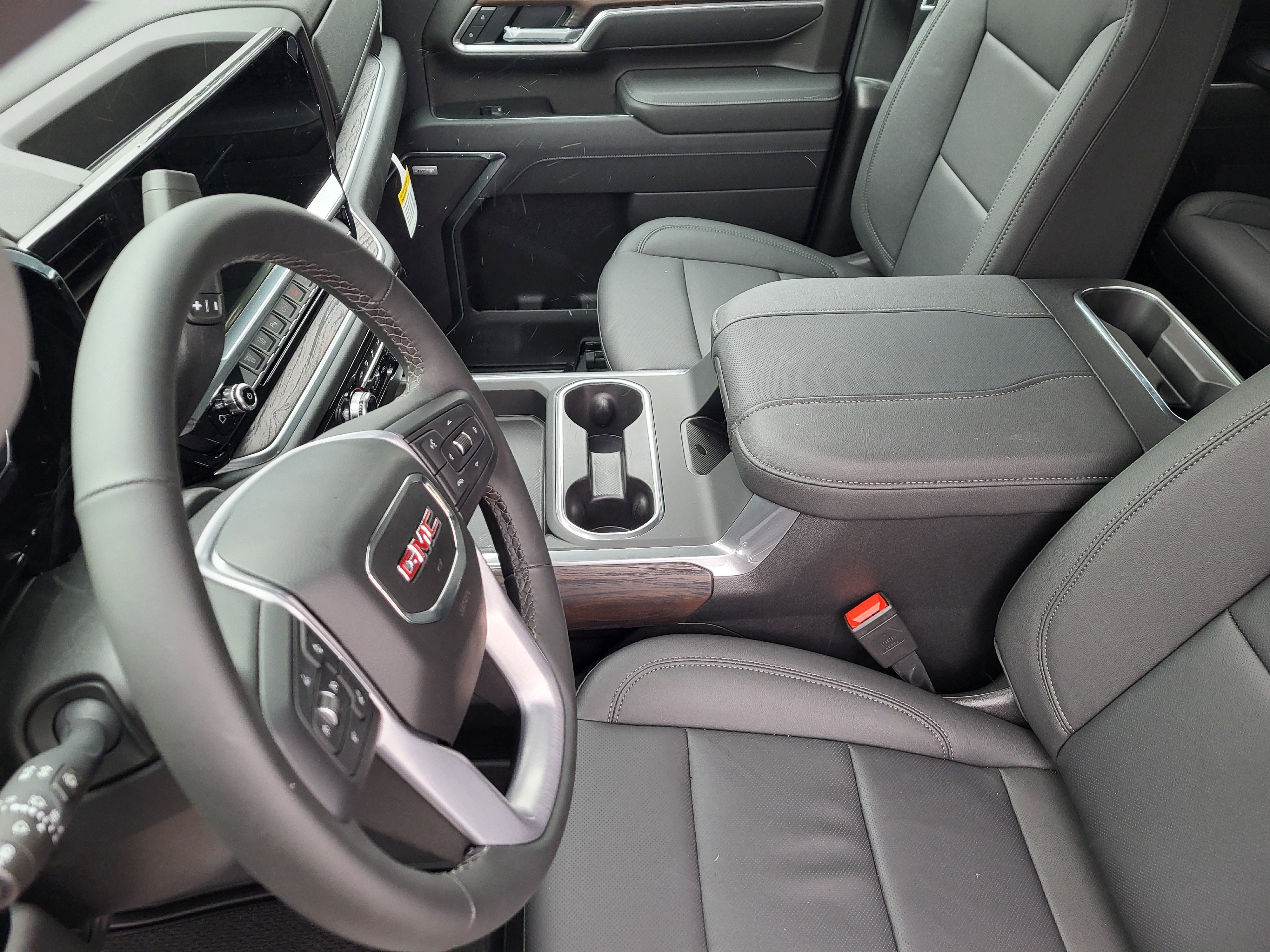 2026 GMC Sierra 2500HD SLT - Photo 12