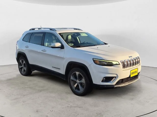 Used 2020 Bright White Clearcoat Jeep Limited image 3
