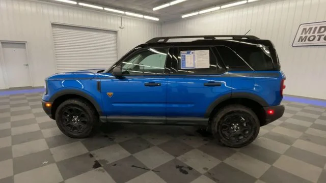 Used 2025 Velocity Blue Metallic Ford Badlands image 5