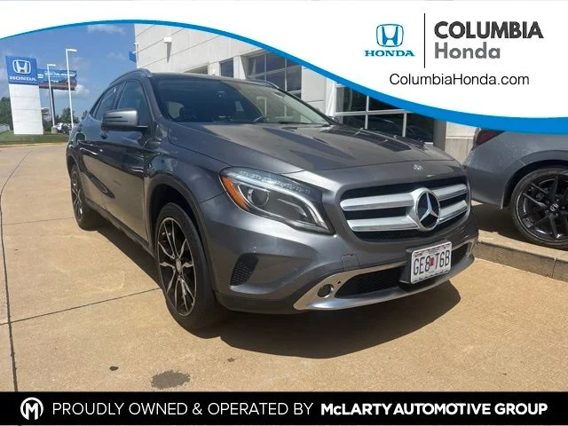 Used 2015  Mercedes-Benz GLA 250 image 1