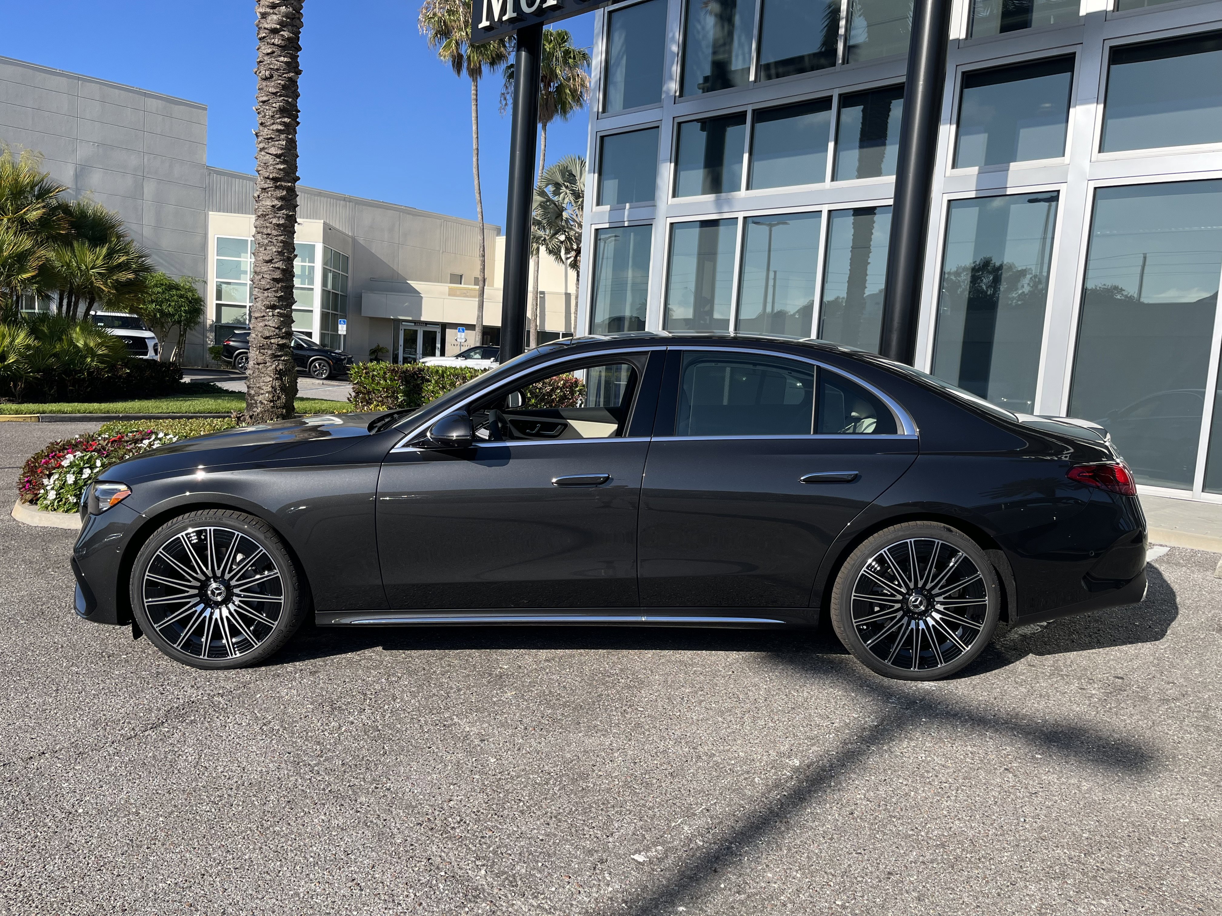 New 2026 Graphite Grey Metallic Mercedes-Benz E 350 image 32