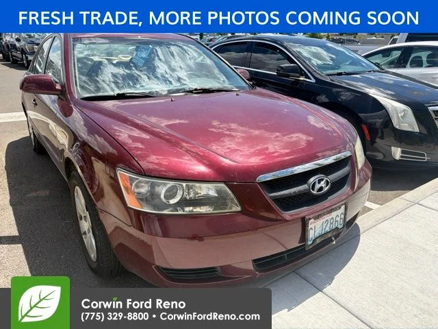 Used 2008 Red Hyundai GLS image 1