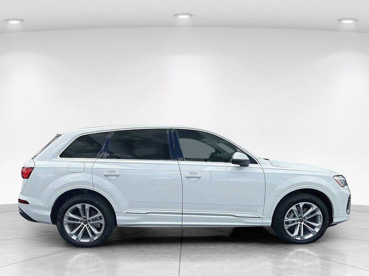 Used 2025 White Audi 55 Premium image 3