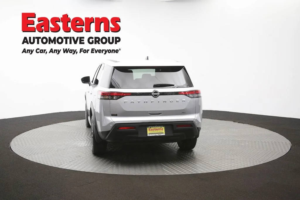 Used 2023 Silver Nissan S image 65