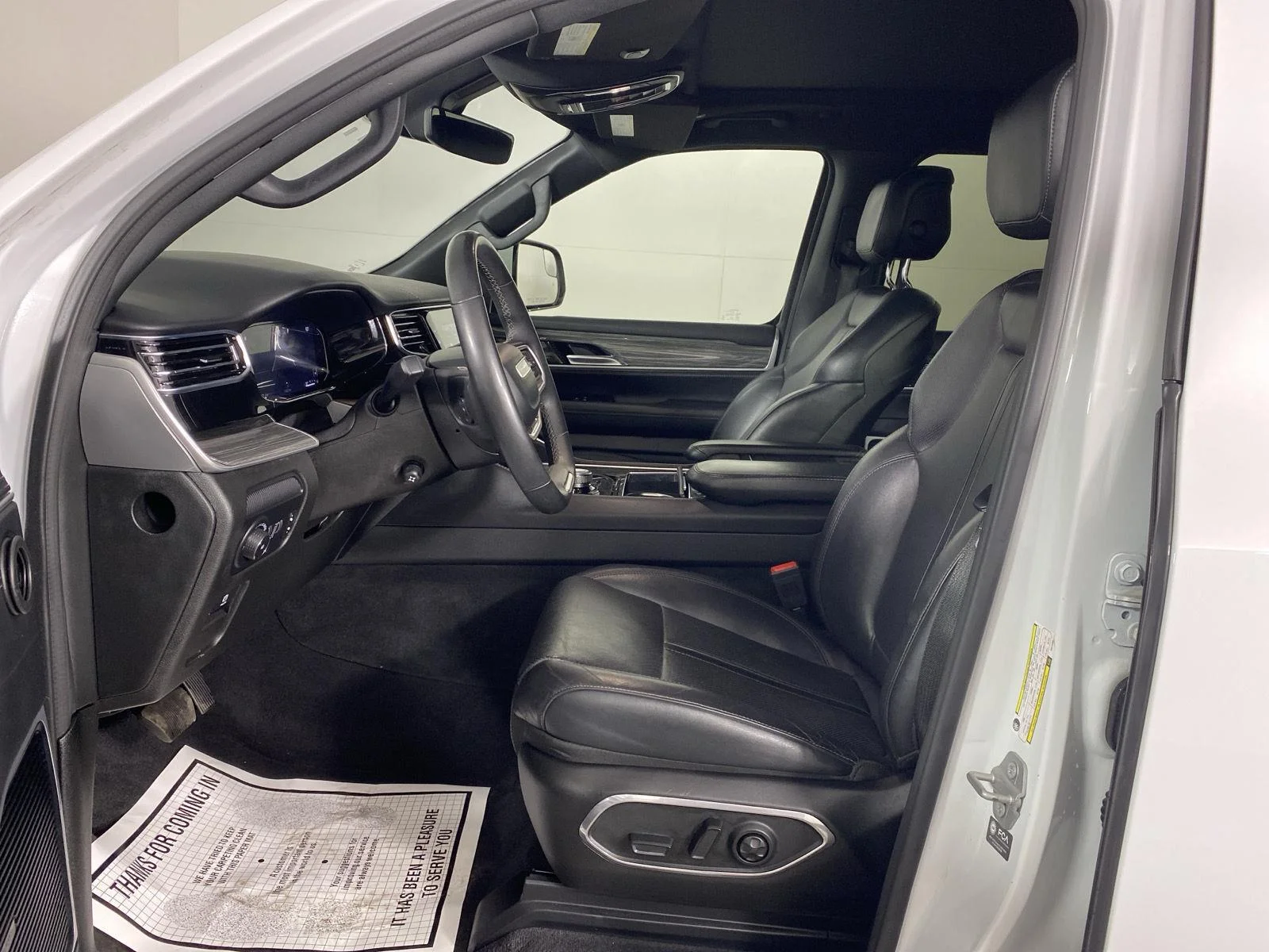 Used 2022 Bright White Clearcoat Jeep Series II image 7