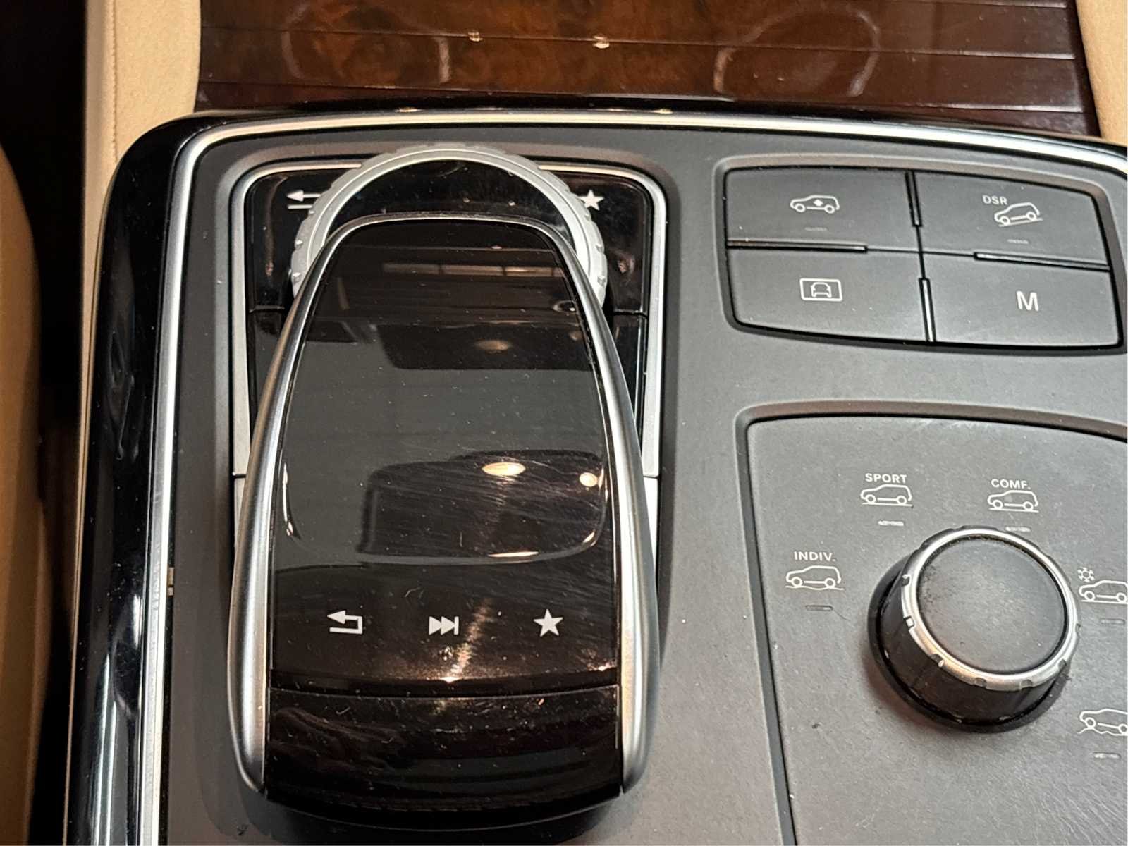 Used 2019 Polar White Mercedes-Benz GLS 450 image 43
