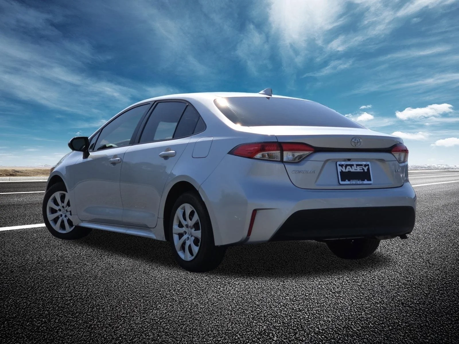 2024 Toyota Corolla LE - Photo 14