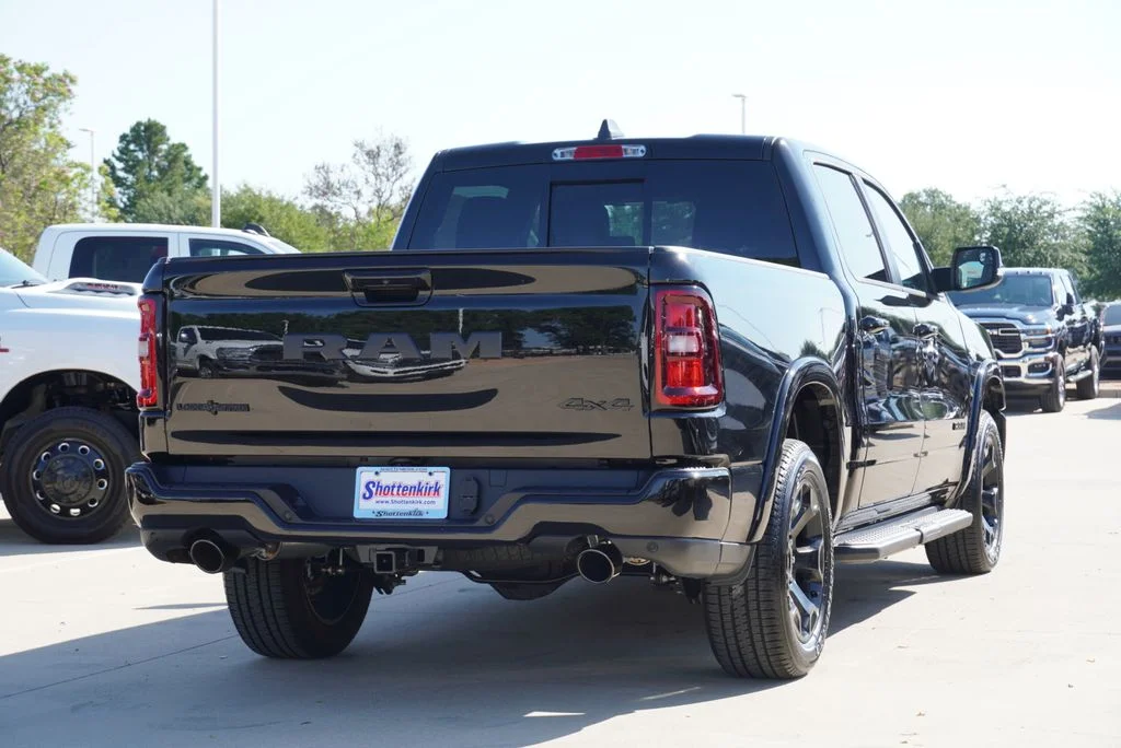New 2026 Diamond Black Crystal Pearlcoat RAM Big Horn/Lone Star image 9