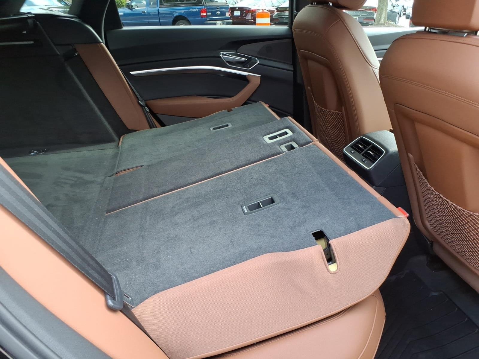 Used 2019 Mythos Black Metallic Audi Premium Plus image 29