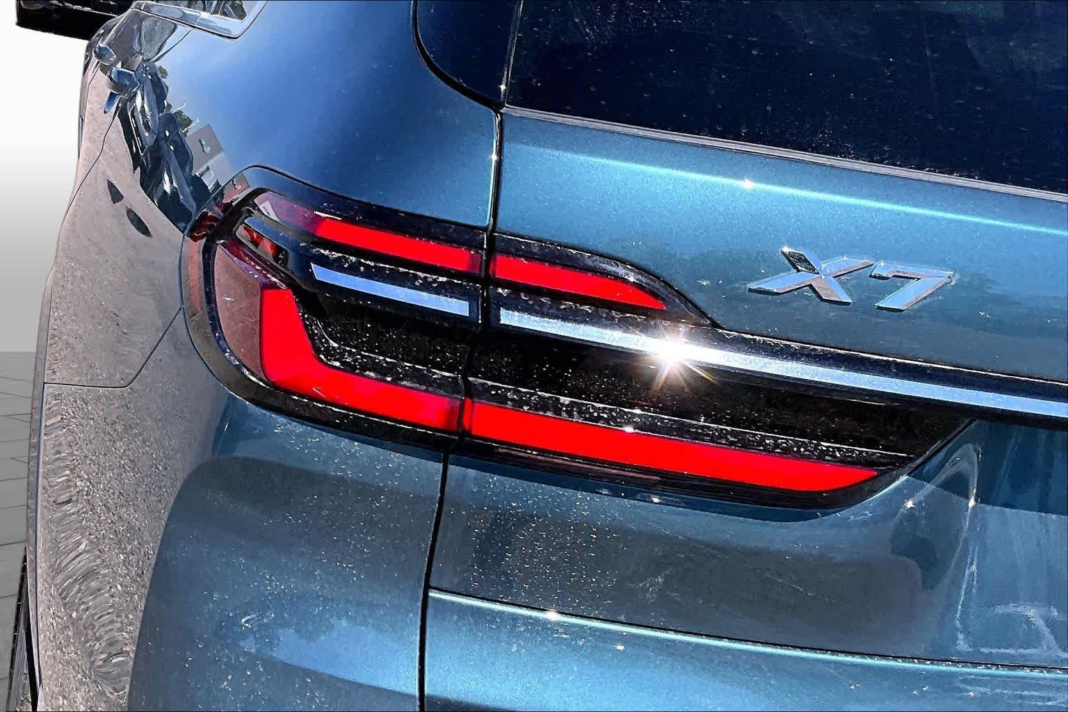 New 2027 Blue Ridge Mountain Metallic BMW xDrive40i image 14