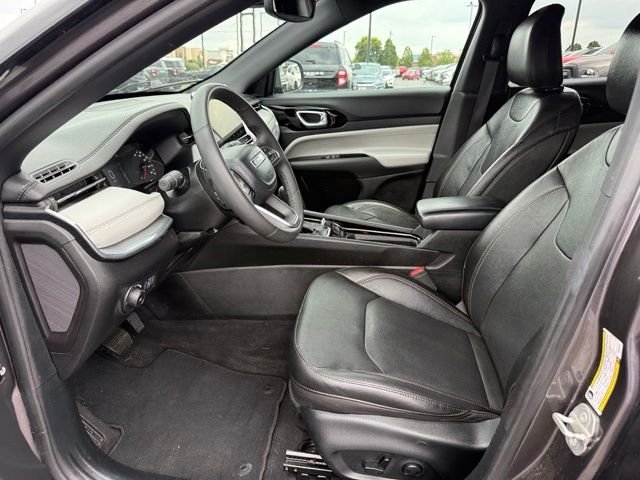 Used 2023 Gray Jeep Limited image 12