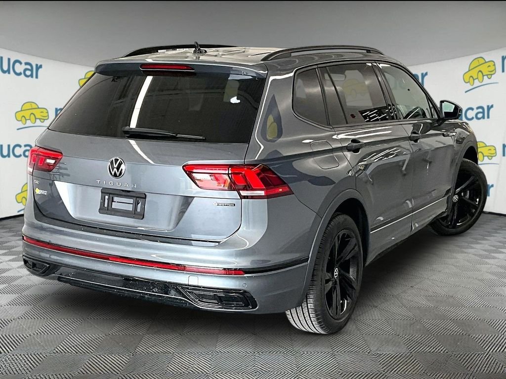 Used 2024 Gray Volkswagen 2.0T SE R-Line Black image 6