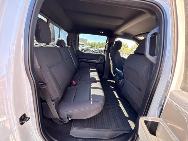 Certified Used 2024 Avalanche Ford XLT image 25