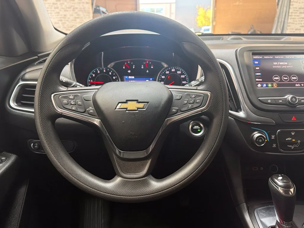 Used 2021 Silver Ice Metallic Chevrolet LT image 24