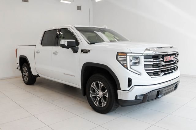 Used 2026 White GMC SLT image 27