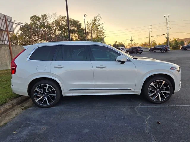 Used 2019 White Volvo T6 Inscription image 5