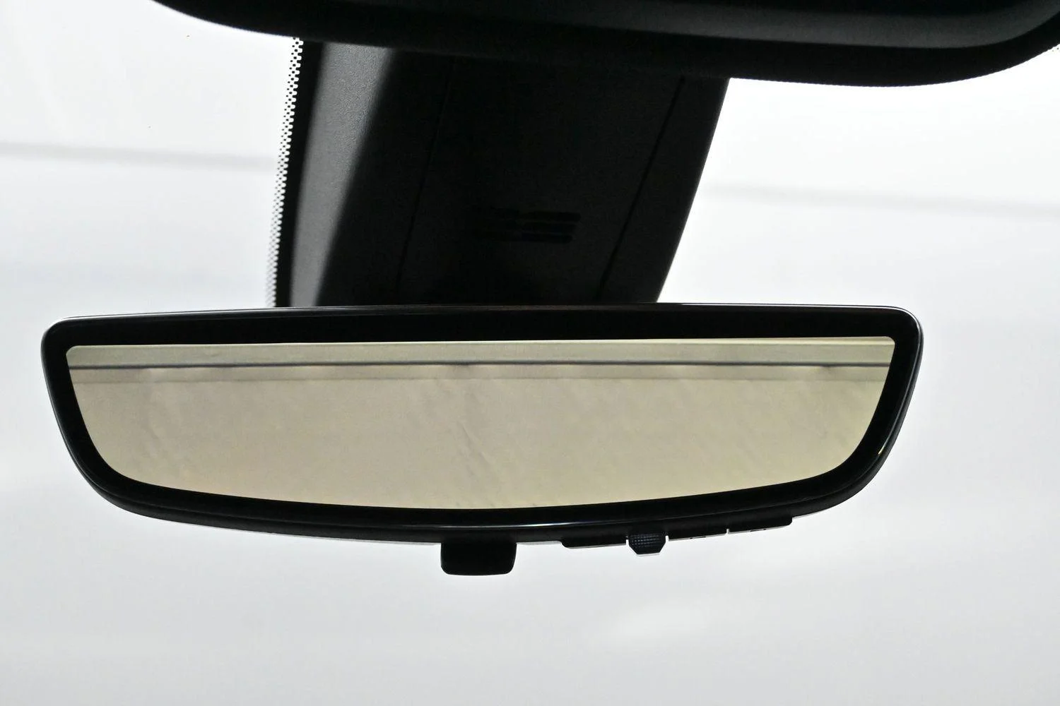 Used 2023 Sterling Gray Metallic Chevrolet RS image 27