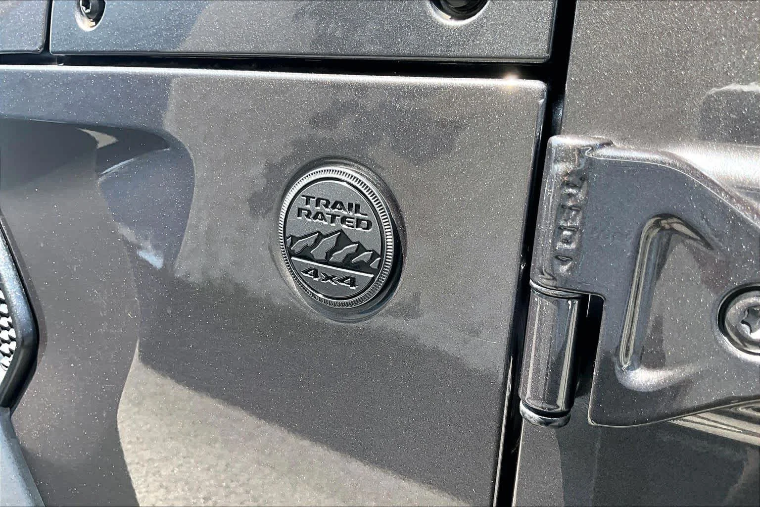 Used 2023 Granite Crystal Metallic Clearcoat Jeep Sport image 10
