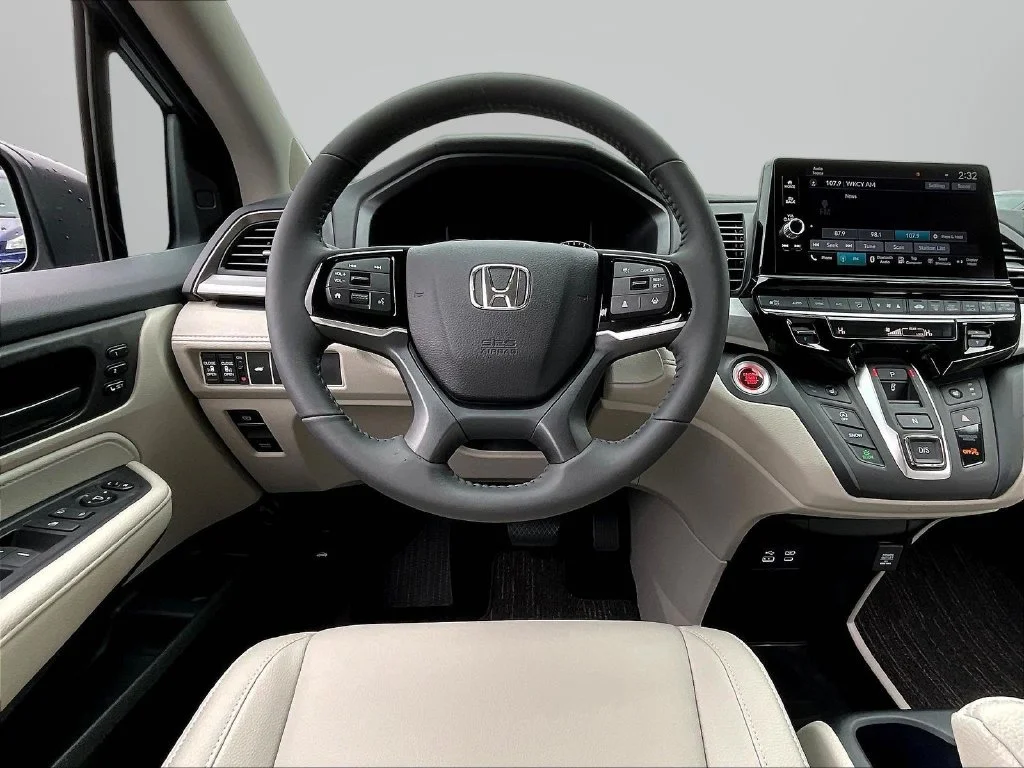 New 2026 Modern Steel Metallic Honda EX-L image 9