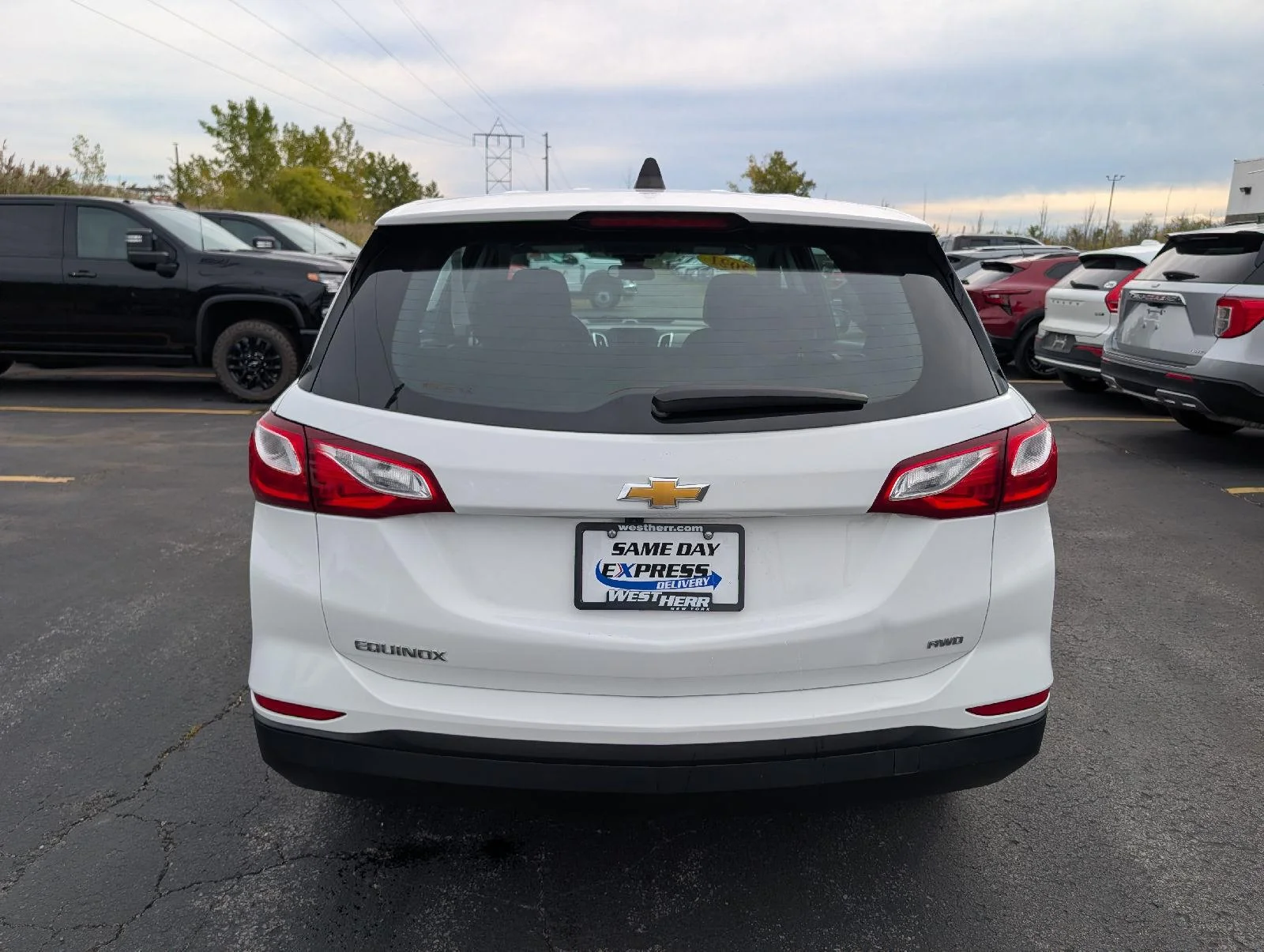 Used 2021 SUMMIT WHITE Chevrolet LS image 7