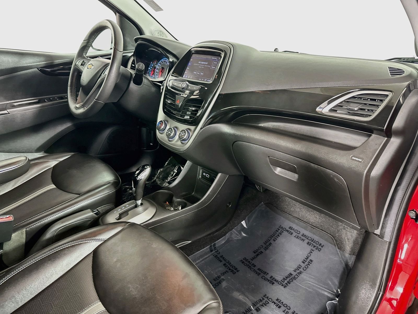 Used 2022 Red Hot Chevrolet 2LT image 27