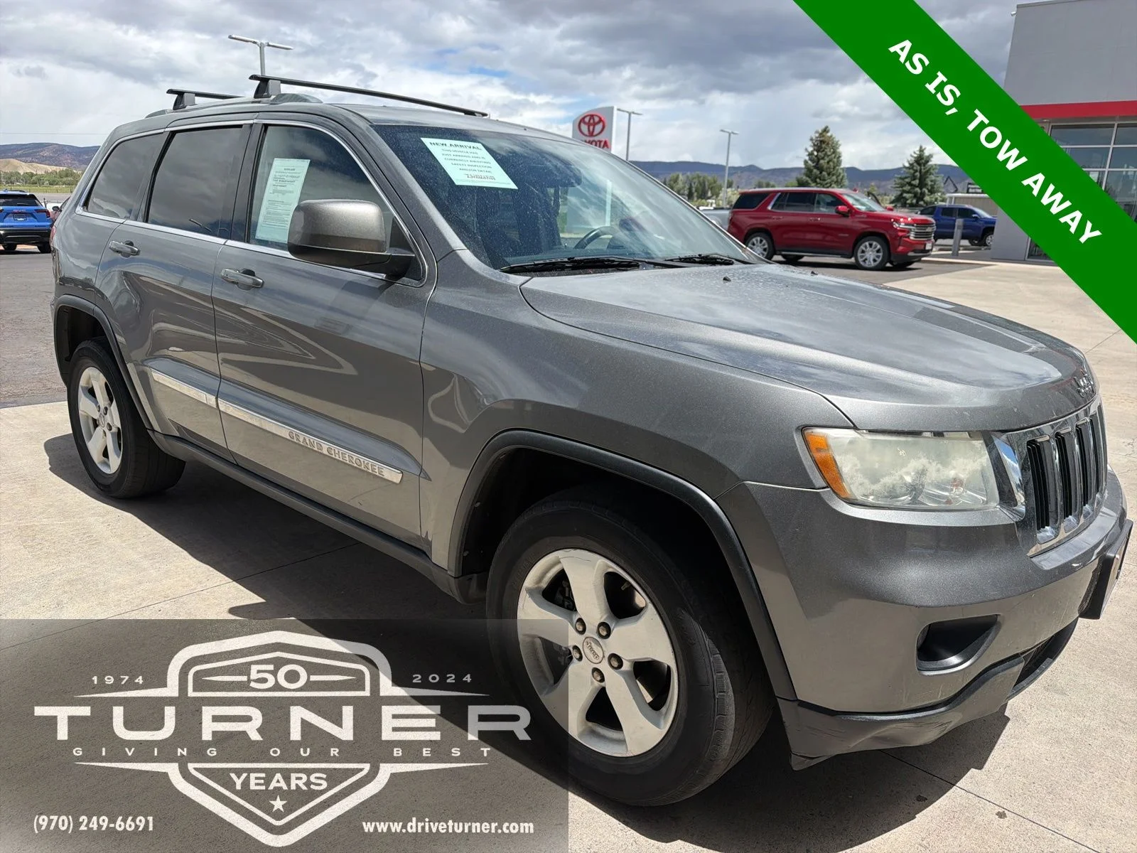 2011 Jeep Grand Cherokee Laredo 4WD's photo