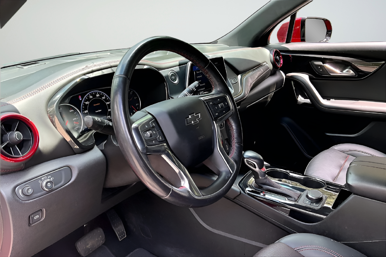 Used 2022 Red Chevrolet RS image 14