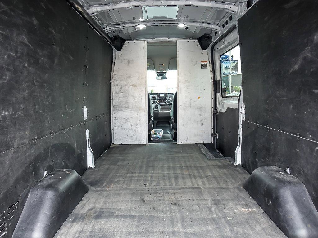 Used 2024 Oxford White Ford Base image 27
