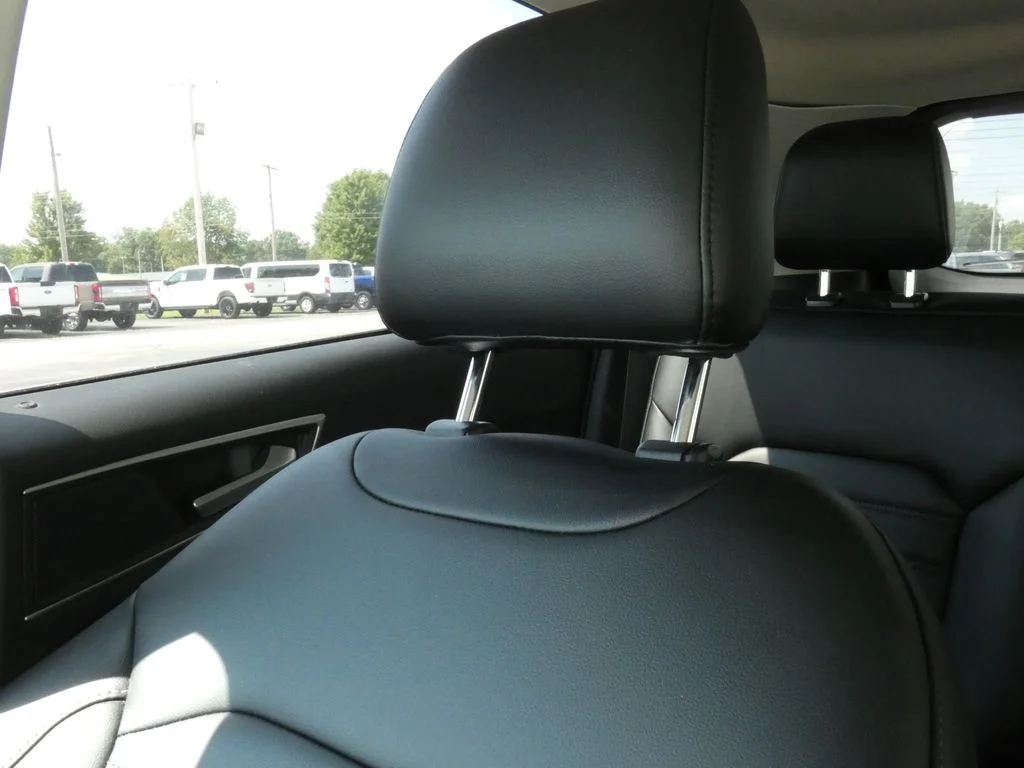 Used 2020 Red Ford SEL image 17