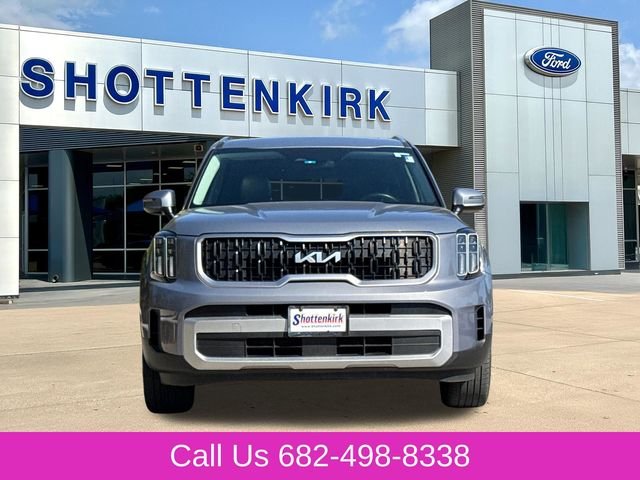 Used 2025 Silver Kia EX image 2