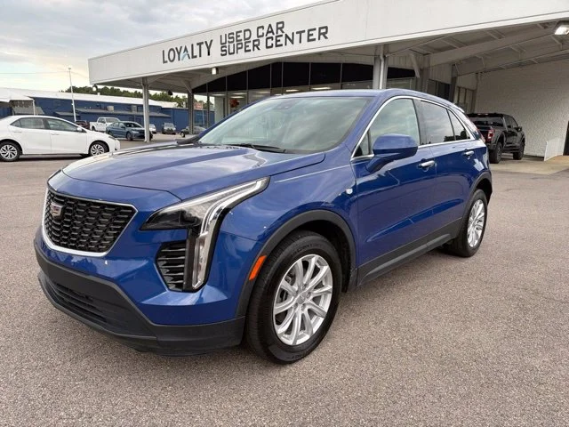 Used 2022 Blue Cadillac Luxury image 1