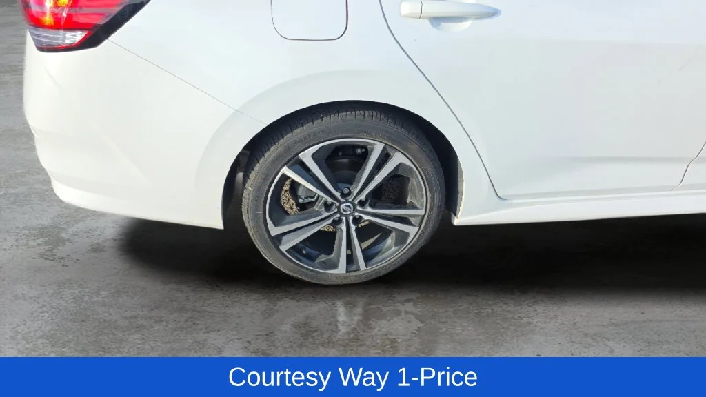 Used 2023 White Nissan SR image 12