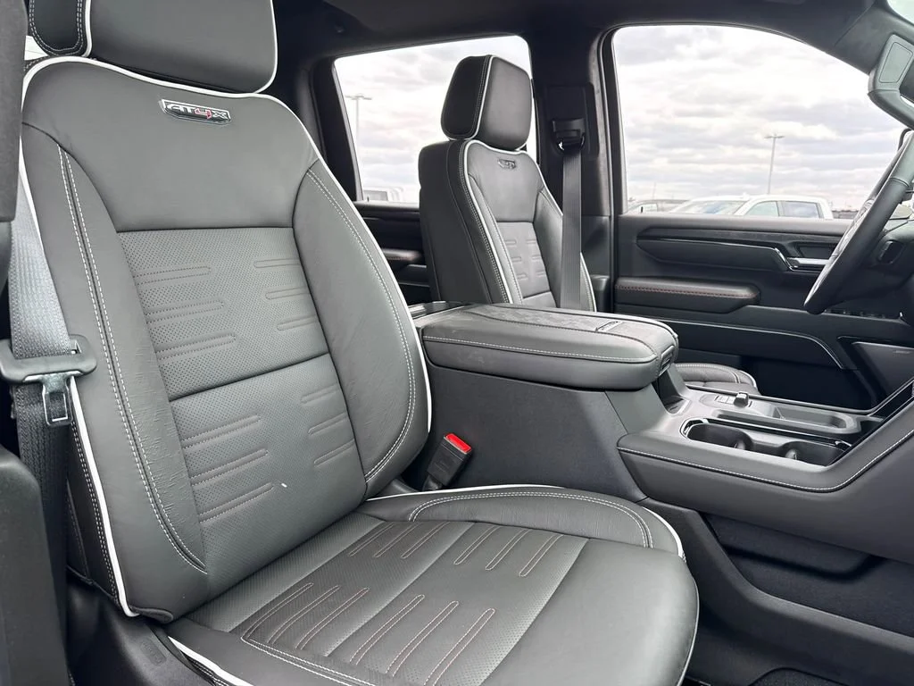 New 2026 Onyx Black GMC AT4X image 40