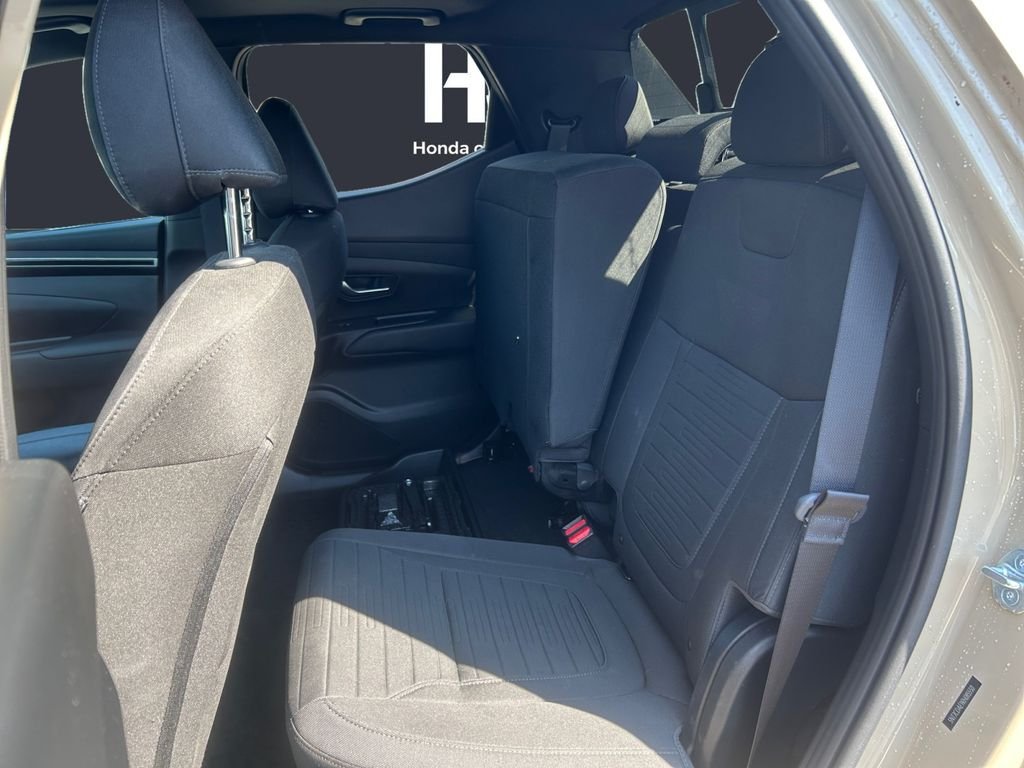 Used 2024 Sand Hyundai SEL image 13