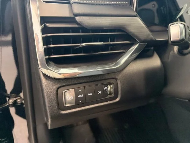 2026 GMC Acadia Elevation - Photo 20