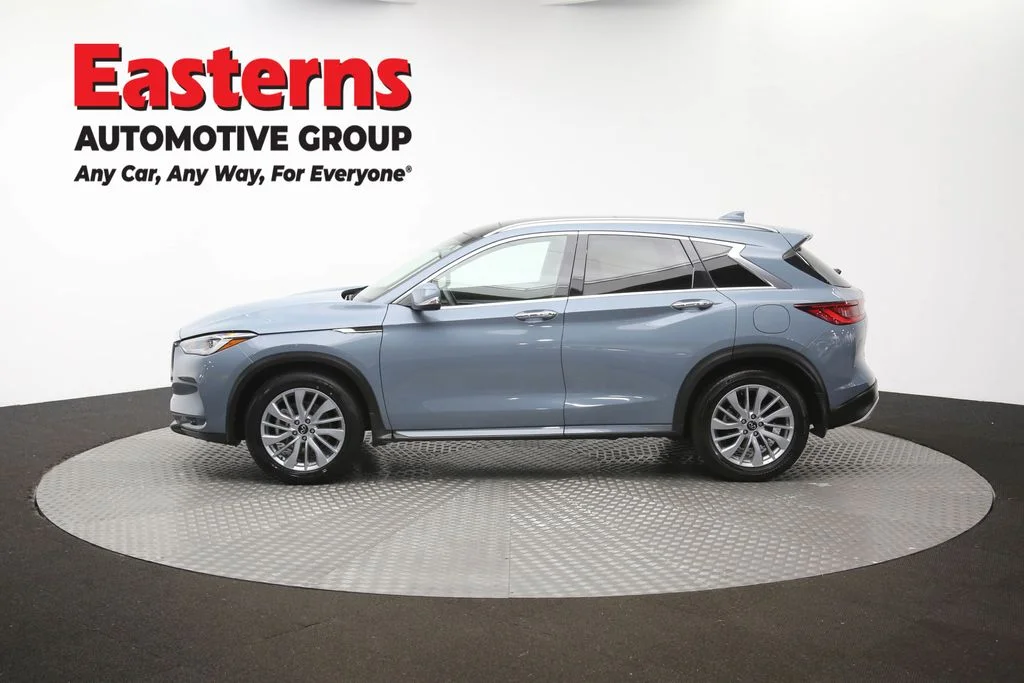 Used 2023 Gray INFINITI LUXE image 62