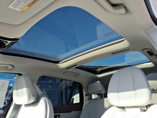 Certified Used 2023 White Mercedes-Benz 580 image 15