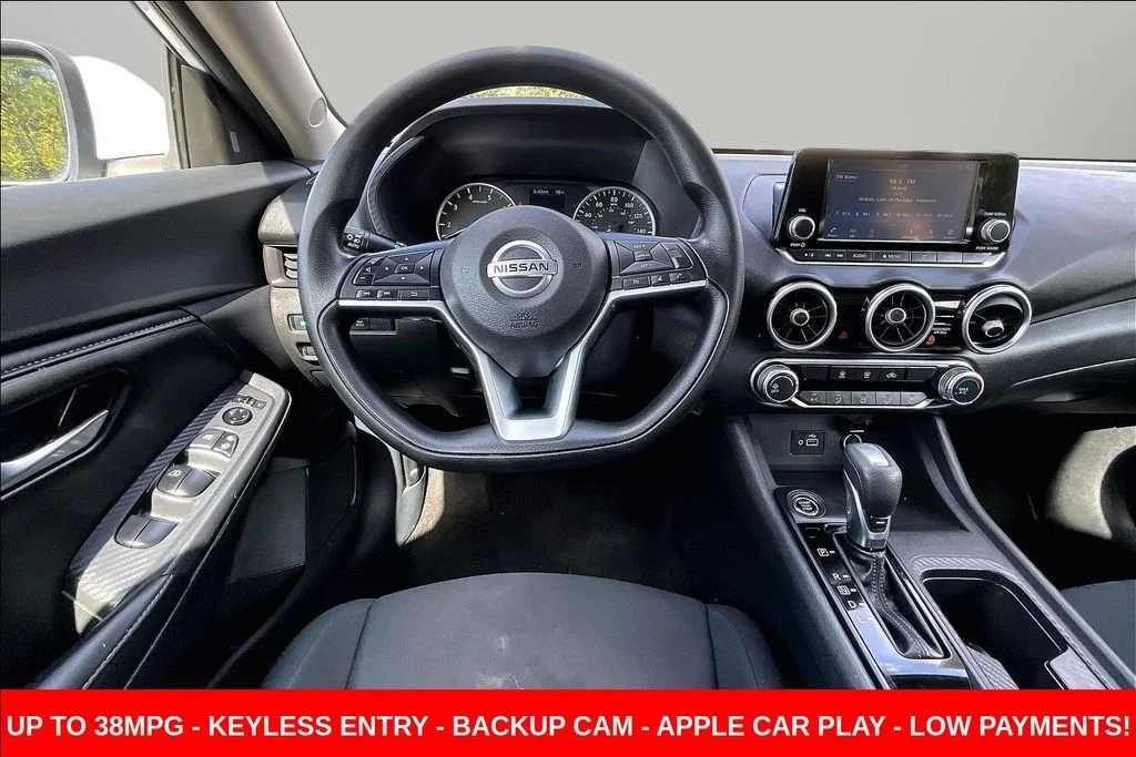 Used 2022 White Nissan S image 8