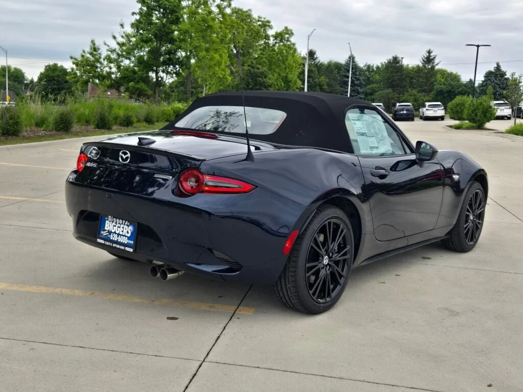 2026 Mazda MX-5 Miata Club - Photo 8