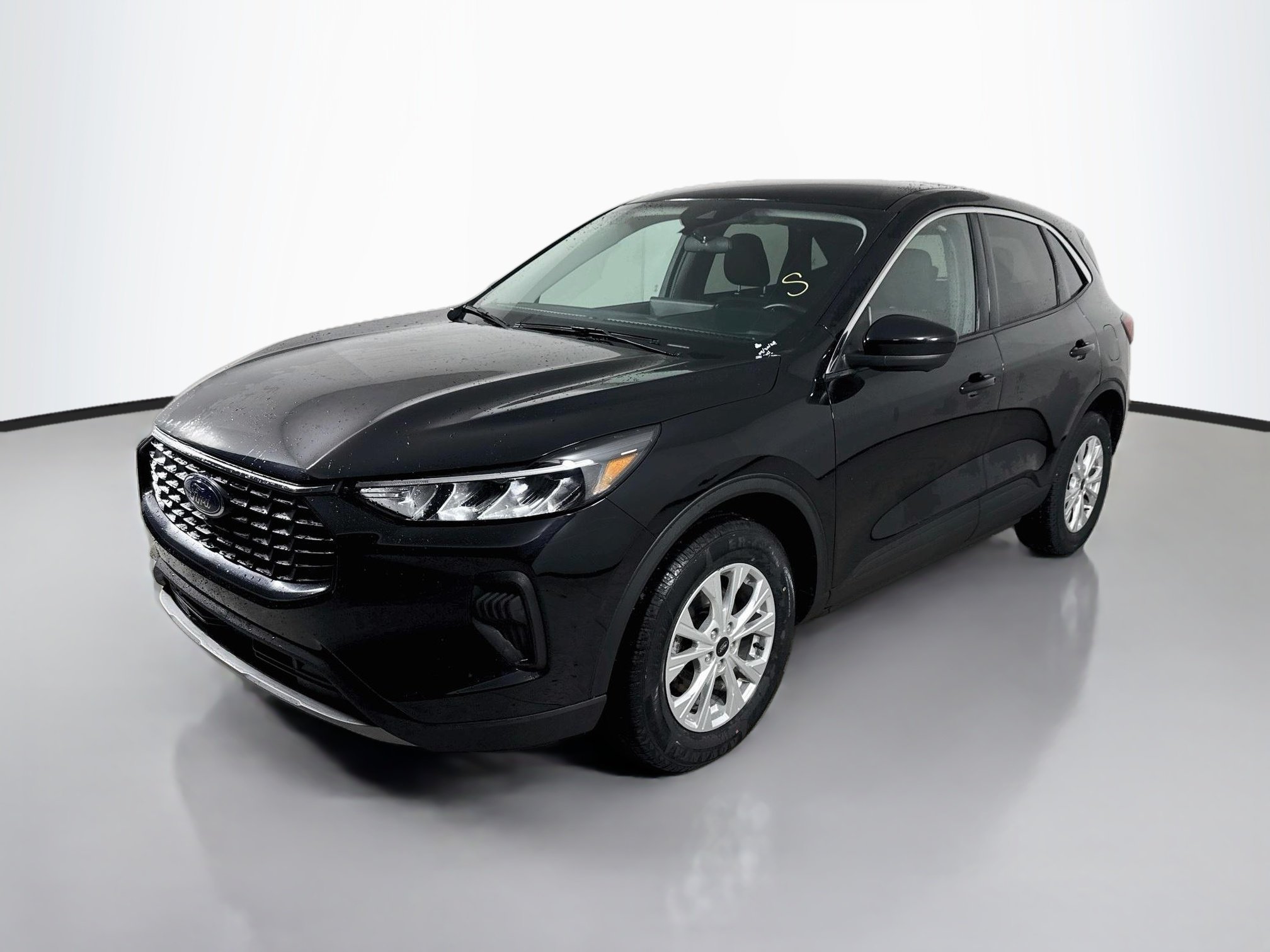 Used 2023 Agate Black Metallic Ford Active image 3