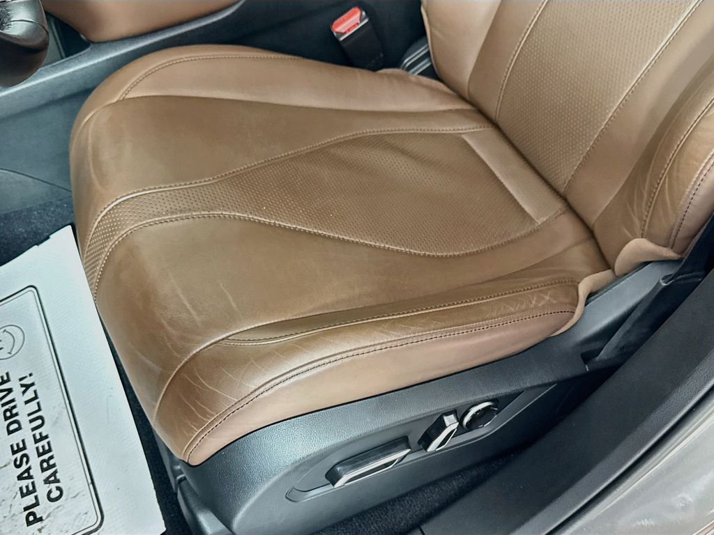 Used 2022 Liquid Carbon Metallic Acura w/Technology Package image 3