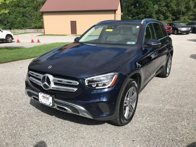 Used 2022 Lunar Blue Metallic Mercedes-Benz GLC 300 image 4