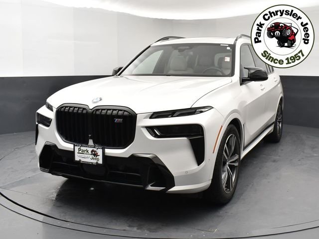 Used 2023 BMW X7 M60i with VIN 5UX33EM09P9N67792 for sale in Burnsville, Minnesota