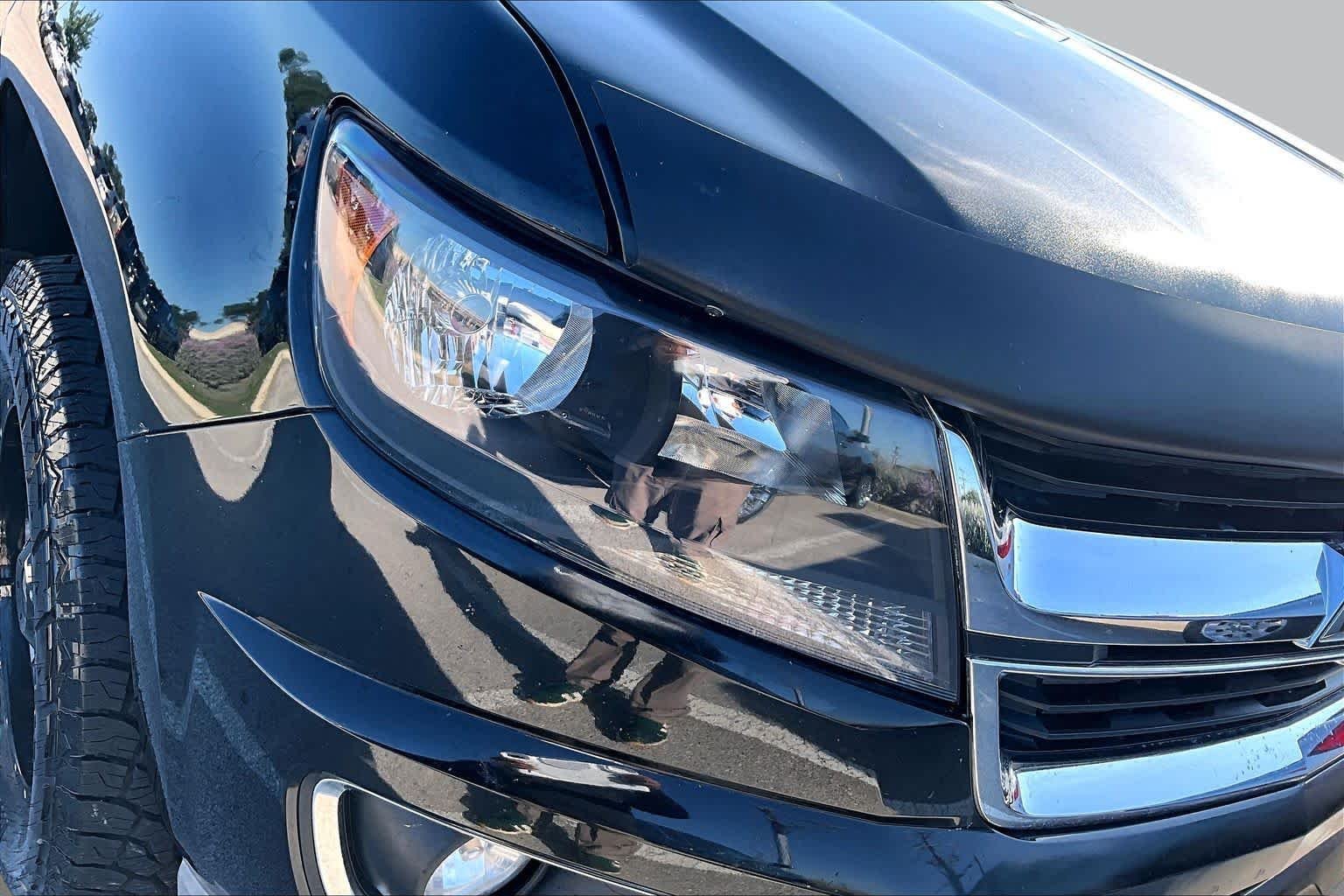 Used 2016 Black Chevrolet 2WD LT image 28