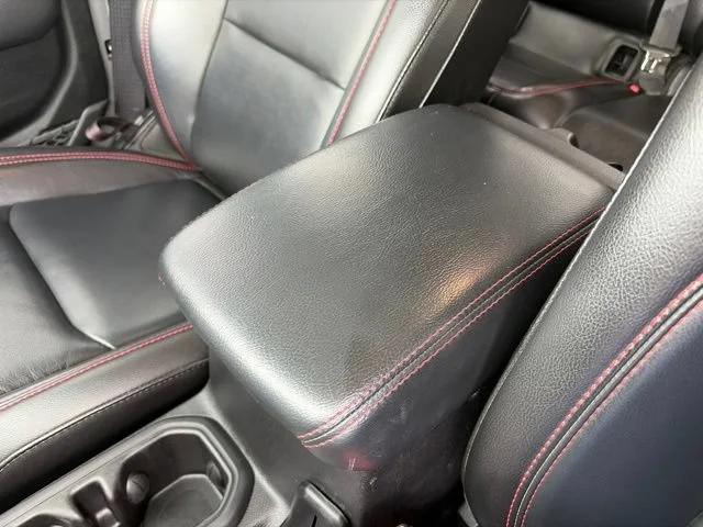 Used 2020  Jeep Rubicon image 29