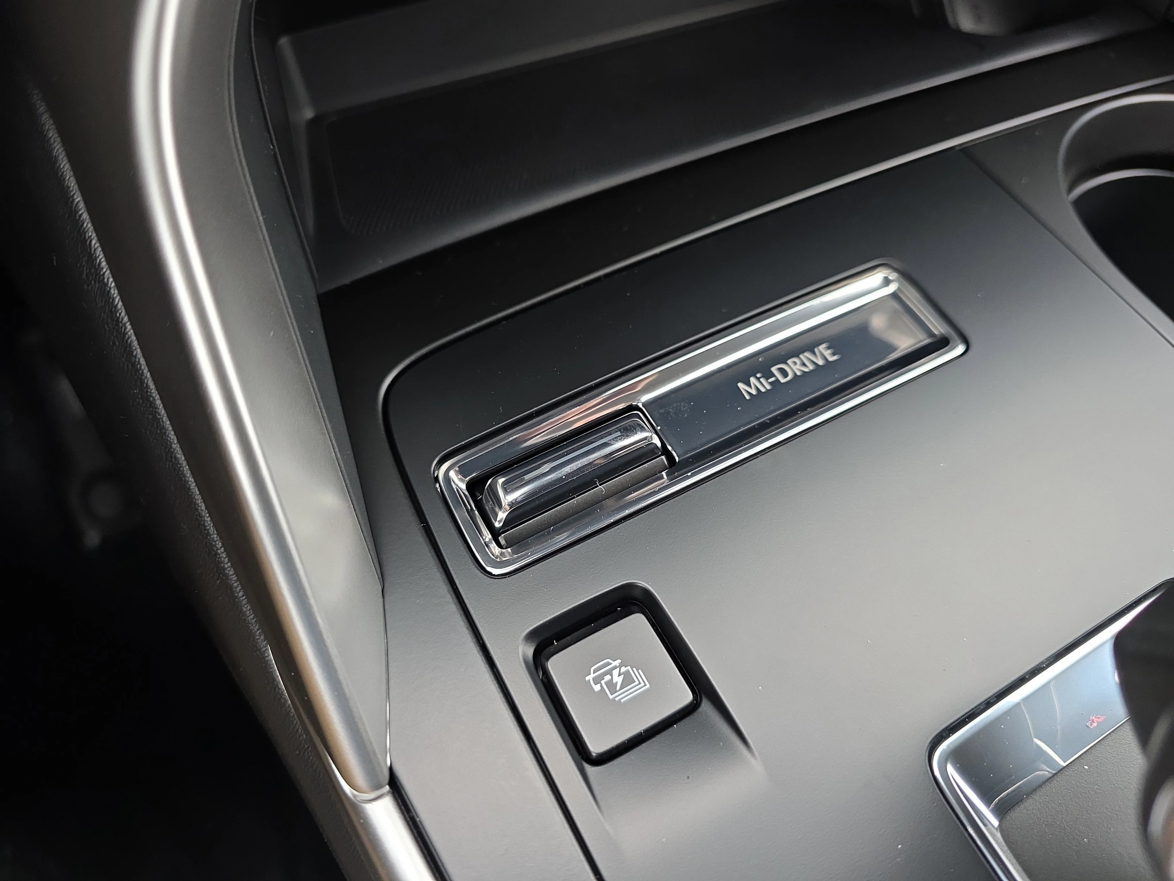 New 2026 Zircon Sand Metallic Mazda SC AWD image 27