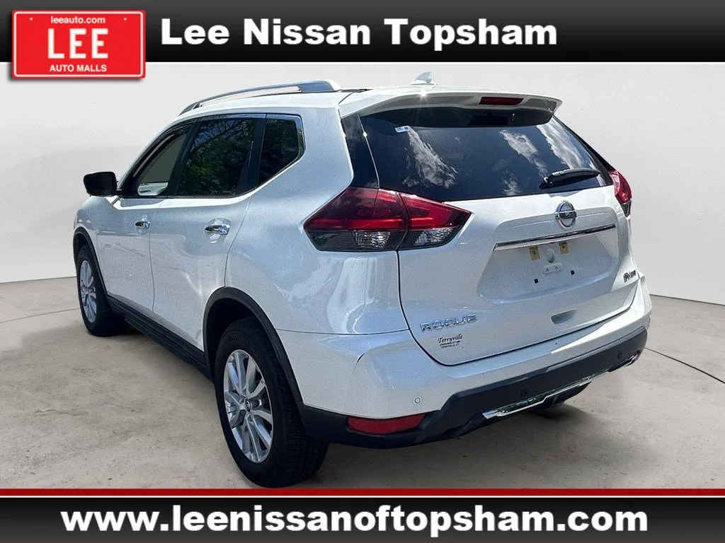 Used 2019 Pearl White Tricoat Nissan SV image 3
