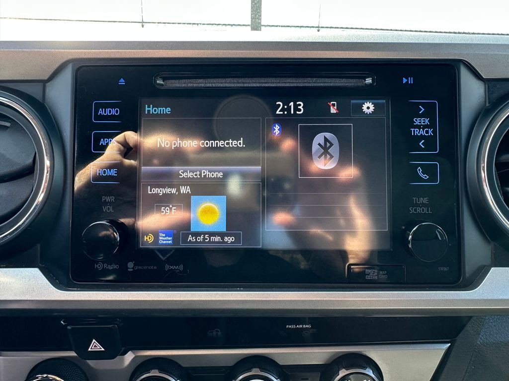 Used 2018 Red Toyota SR5 image 16
